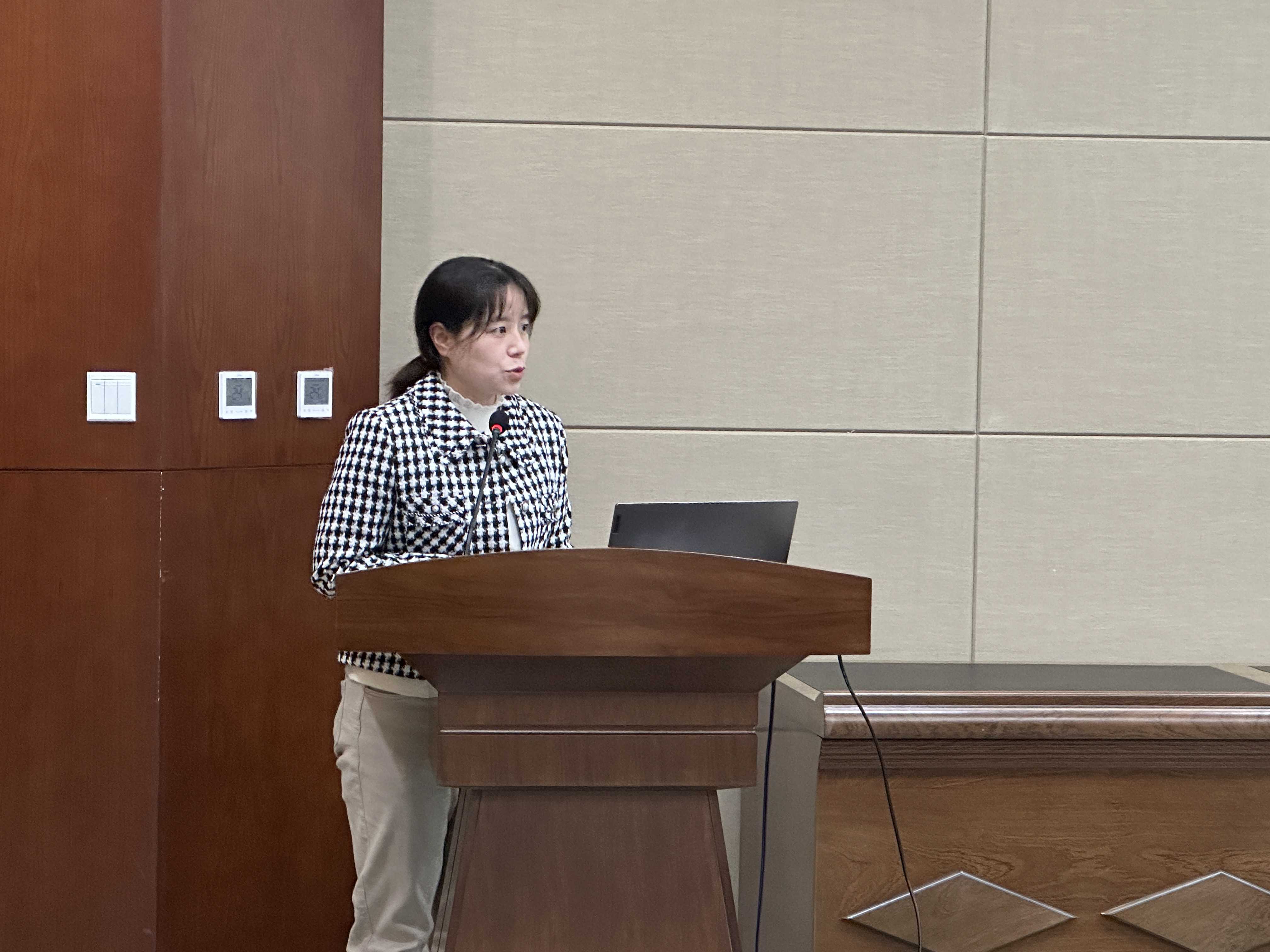 1591b6b596947e5d4b5f0da068dd181 1591b6b596947e5d4b5f0da068dd181