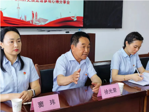 0878f38edb8e94e9dfdf19f78da852d