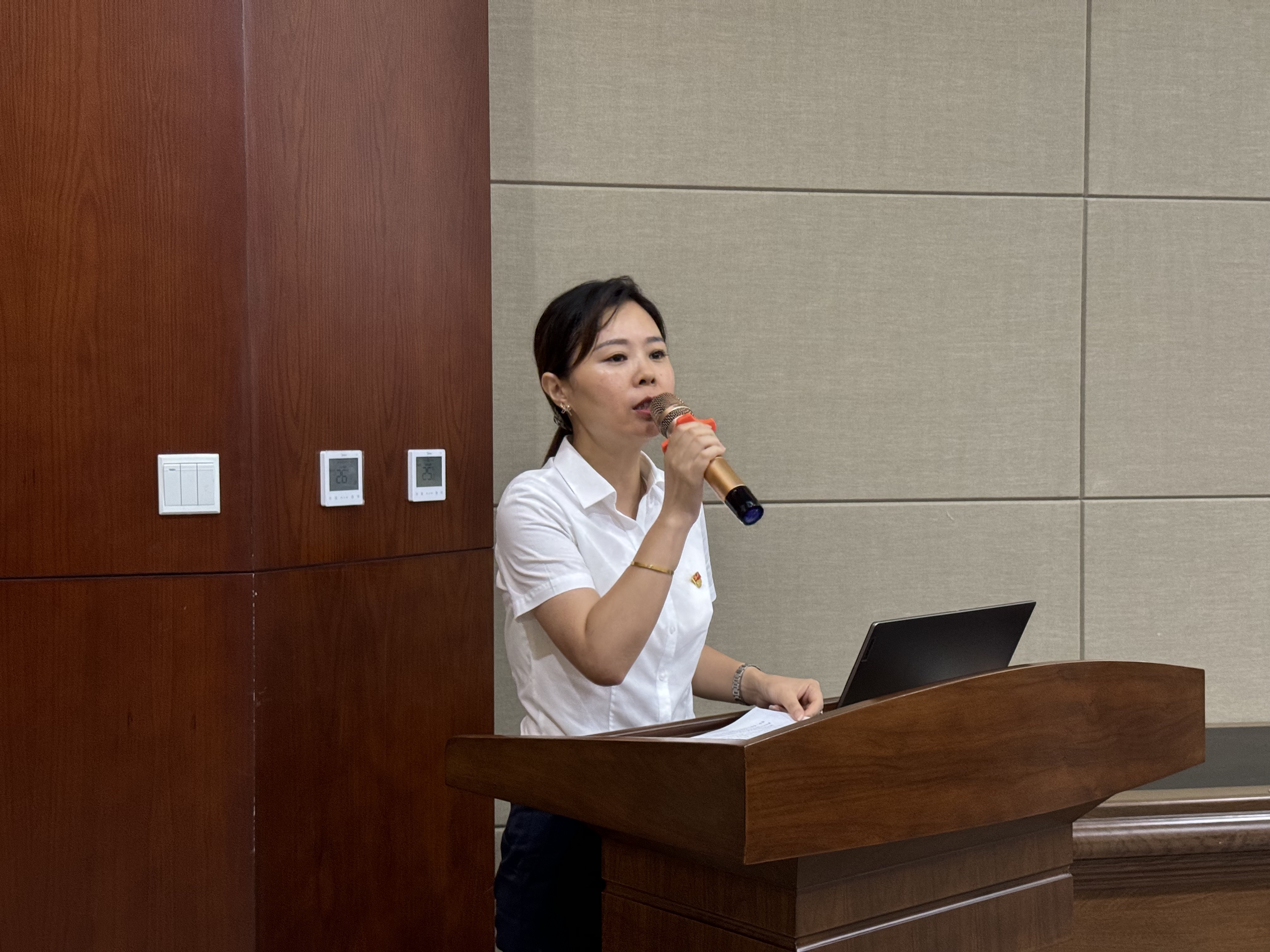 88548be207c4142d131ac09d49bc453a